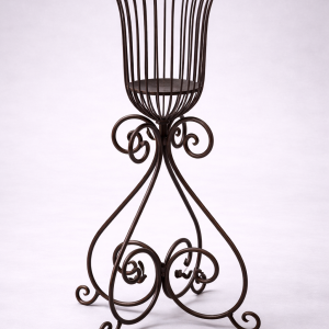 Scroll Iron Candle Pedestal (Quantity 1)